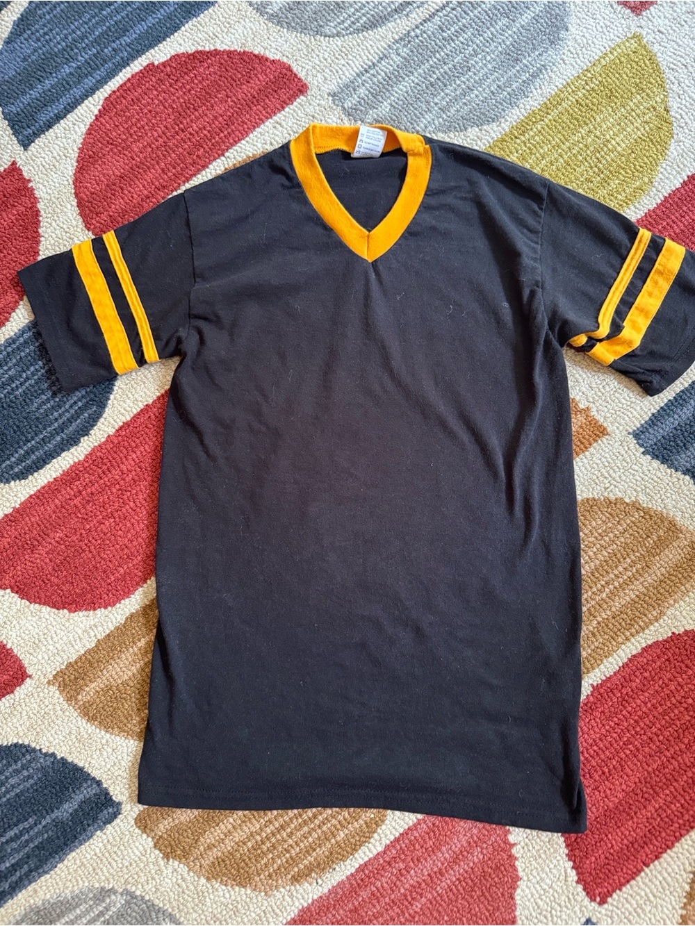 Black and yellow jersey tee, unisex small